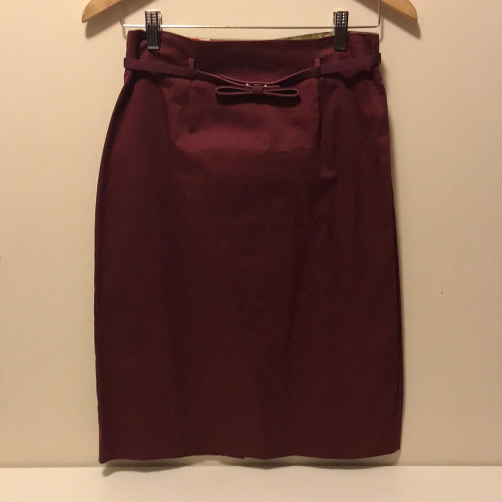 Bandolino Pencil Skirt w/ matching belt